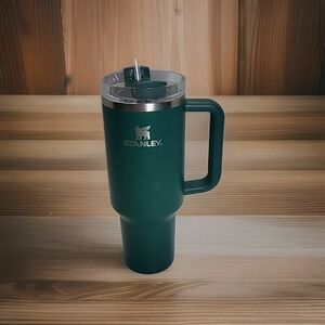 Stanley The Quencher H2.0 FlowState Tumbler 40oz/1.18L Dark Green w/ Lid & Straw